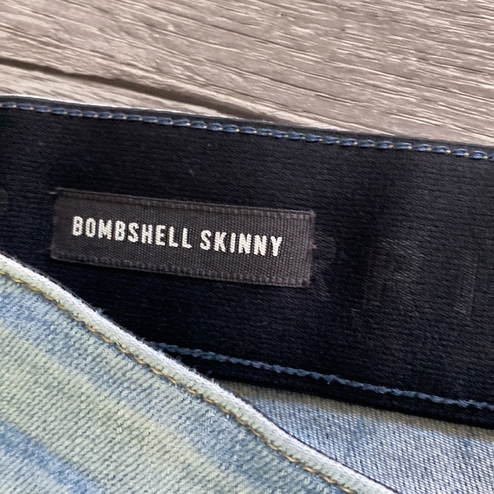 Torrid Ripped Skinny Jeans - Picture 3 of 4